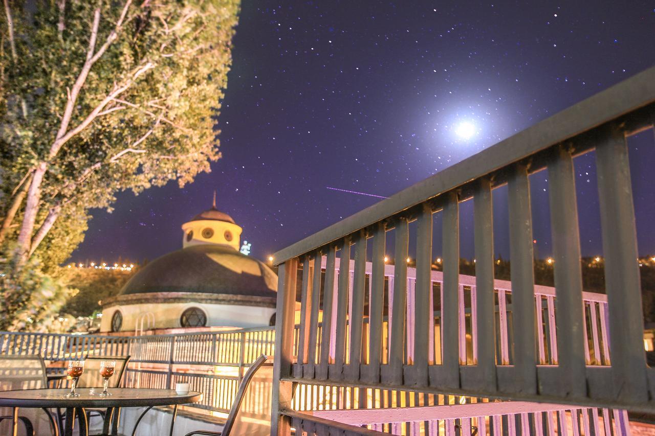 New Palace Shardeni Tbilisi Exterior foto