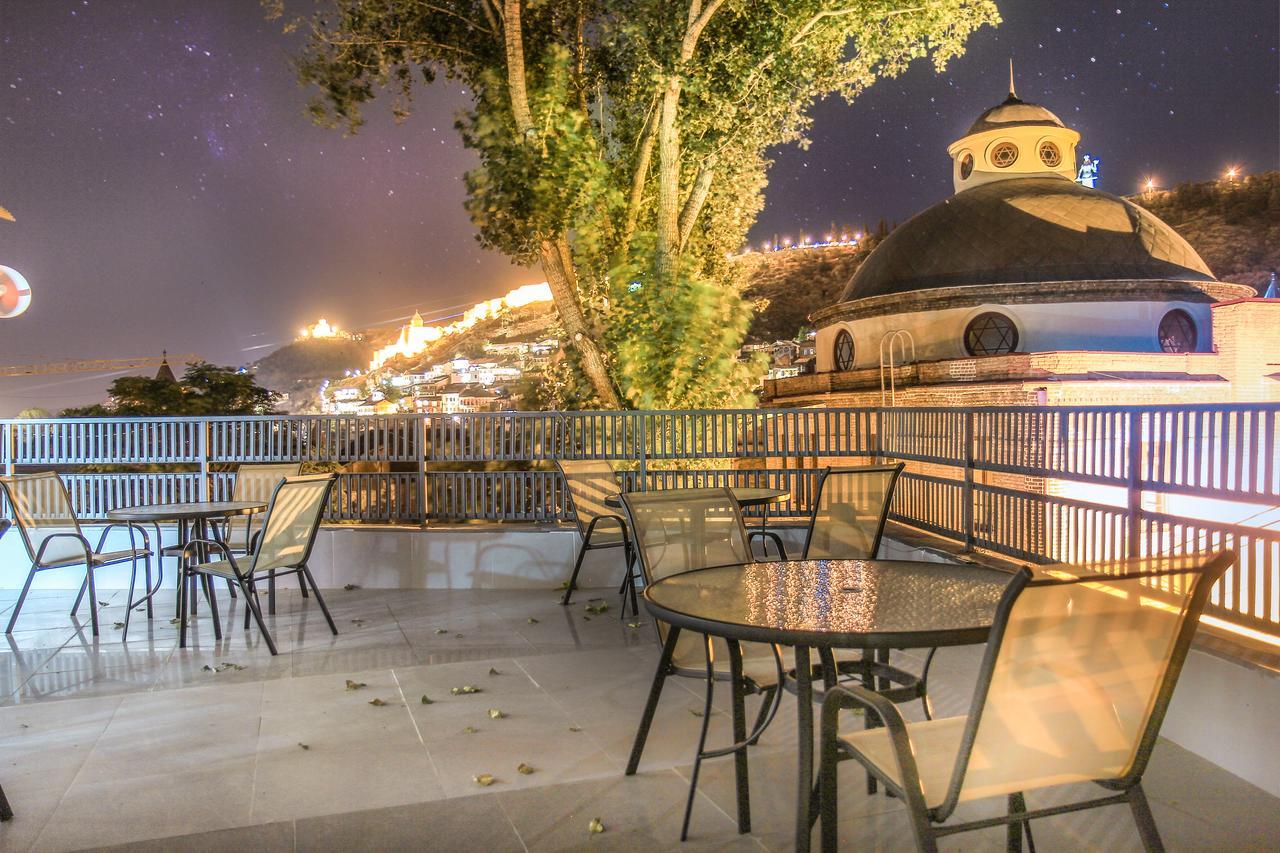 New Palace Shardeni Tbilisi Exterior foto