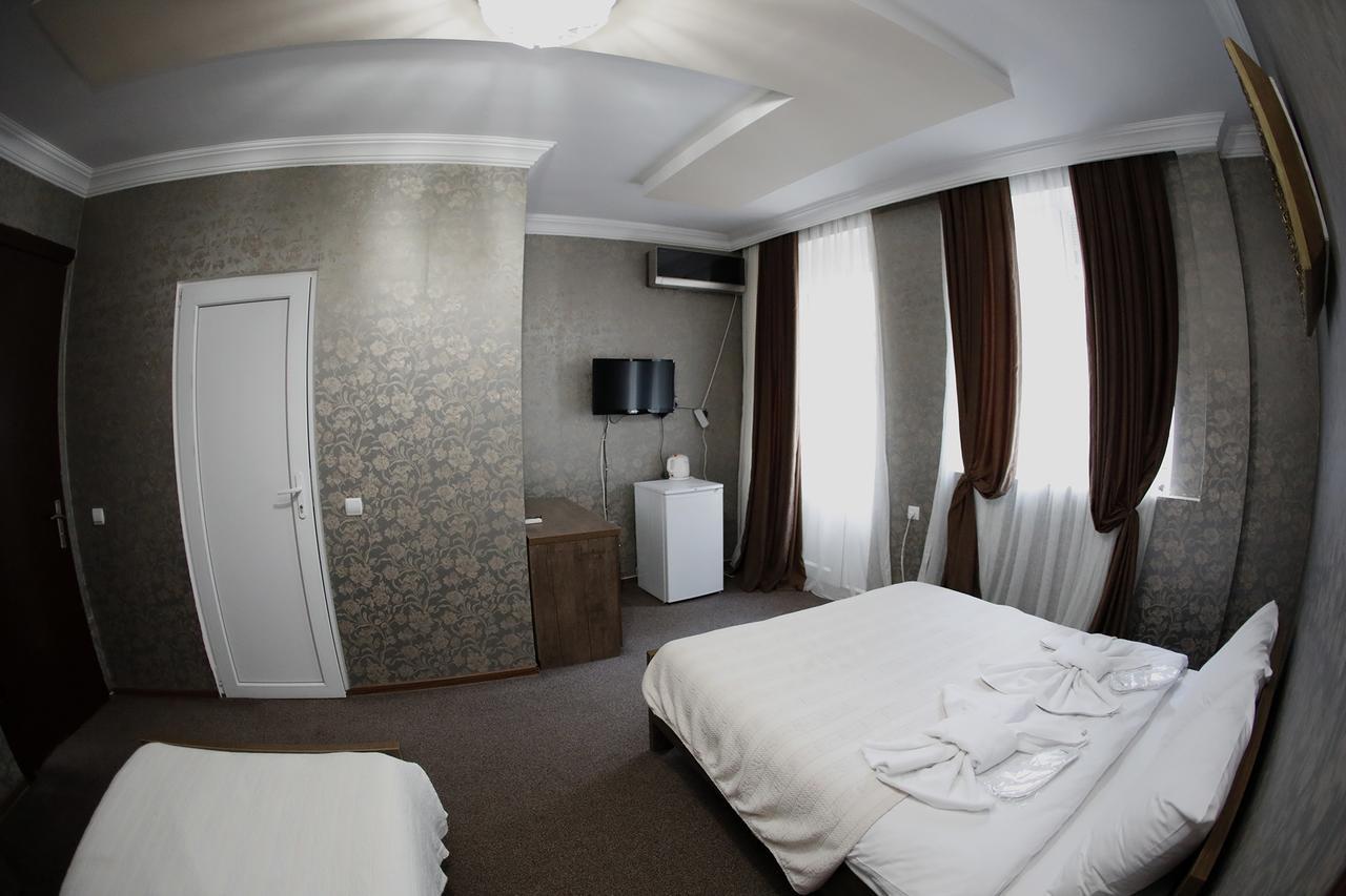 New Palace Shardeni Tbilisi Exterior foto